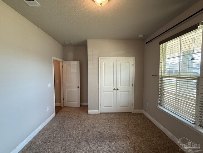 Building Photo - 5317 Parkside Dr