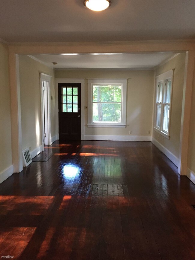 Building Photo - 4 br, 2 bath House - 1139 W Lovell St