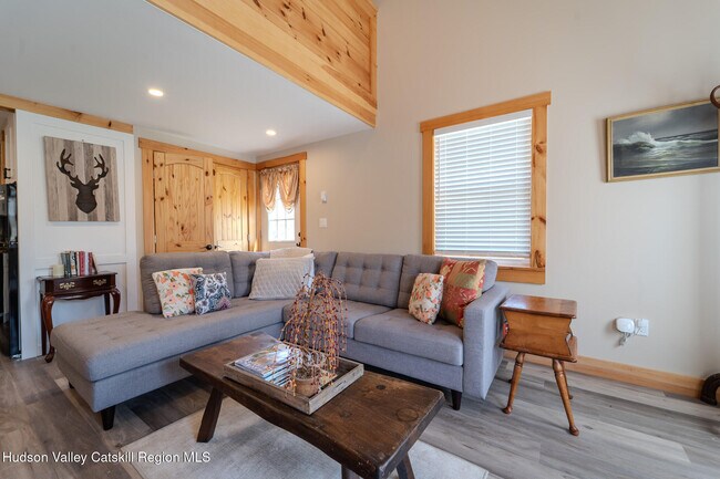 Building Photo - 52 Co Rd 65A