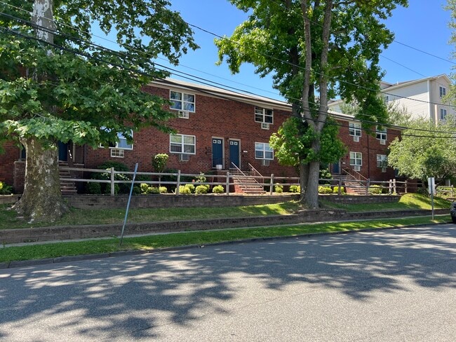 Building Photo - Cliff Meyer St Assoc LLC