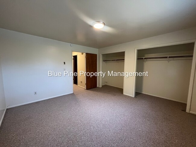 Building Photo - 1445 S Emerson Ave