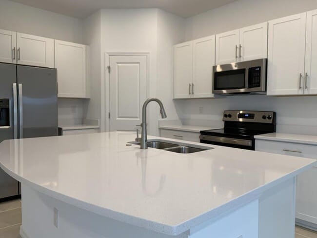 Building Photo - 8477 Lunar Skye St