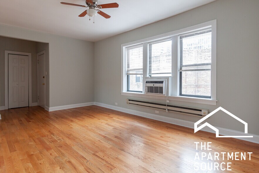 Building Photo - 3755 N Pine Grove Ave