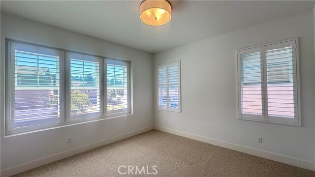 Building Photo - 14293 Hillcrest Dr