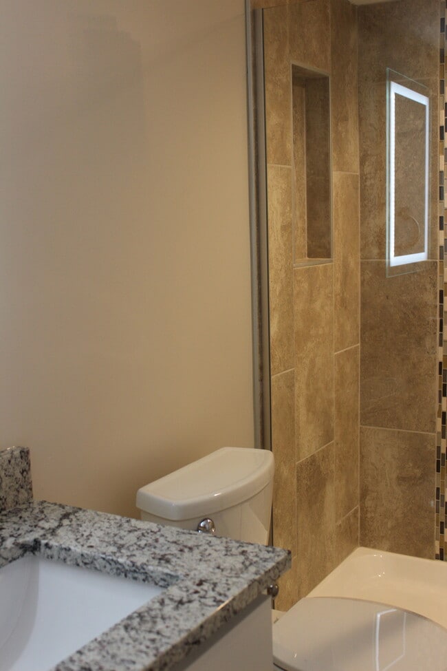 lower full bath - N72W15542 Good Hope Rd