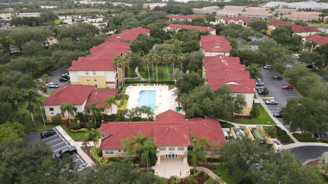 Building Photo - 11480 Villa Grand