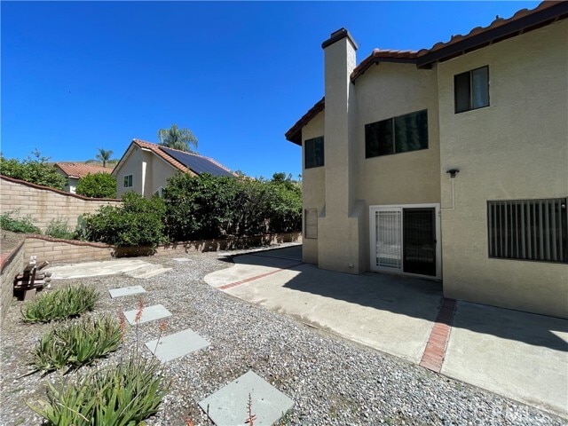 Building Photo - 955 Longview Dr