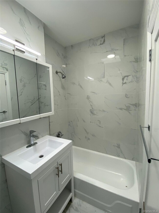 Building Photo - 116 Bay Ridge Ave