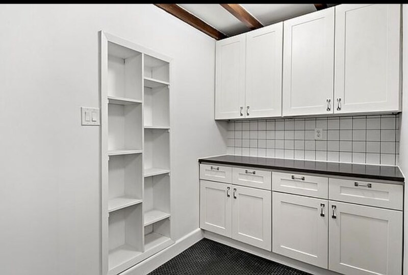 Building Photo - 1075 Grant Ave