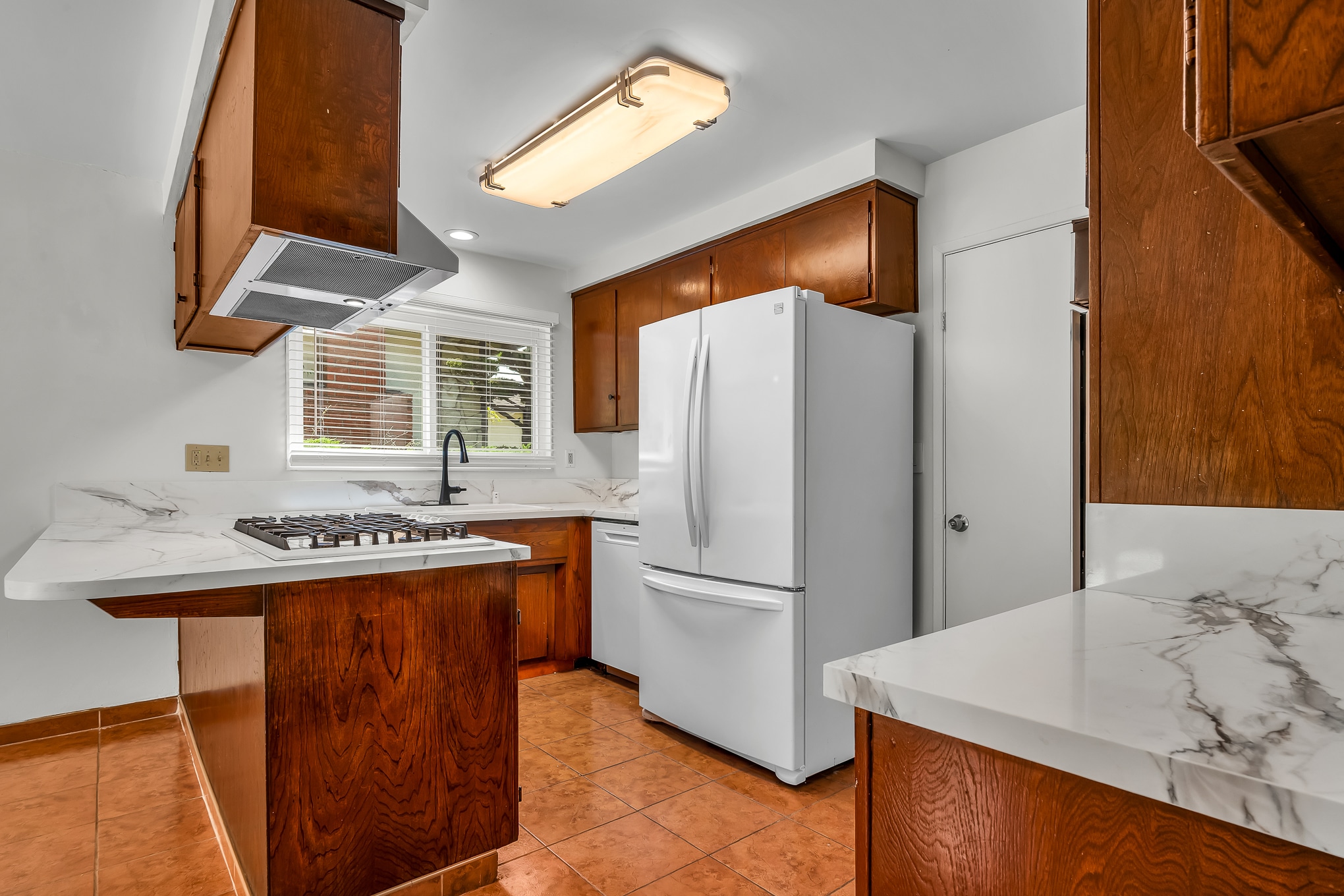 Building Photo - 4076 Tropico Way