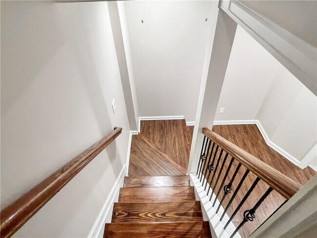 Building Photo - 1670 Laleiah Dr