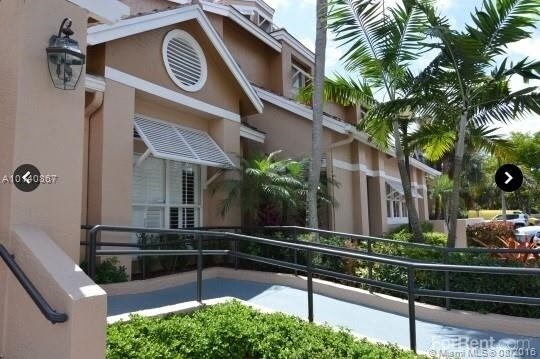 Building Photo - 15600 SW 106th Ln