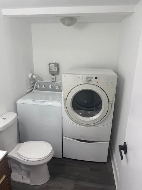 Building Photo - 724 Springdale Cir