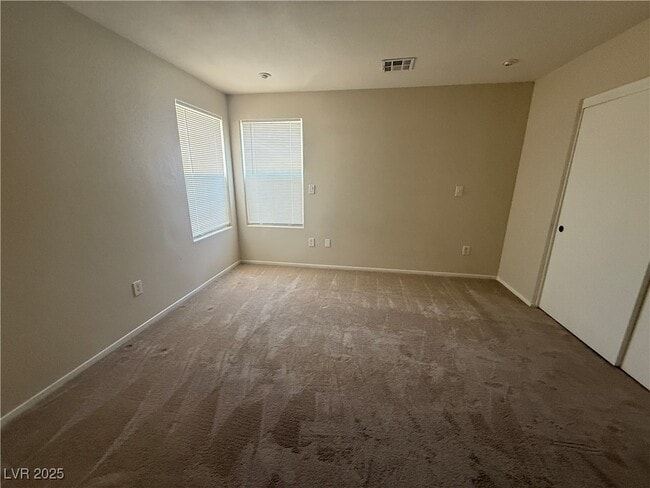 Building Photo - 8126 W Dracopus Ave