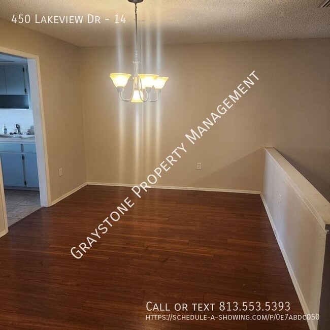 Building Photo - 450 Lakeview Dr