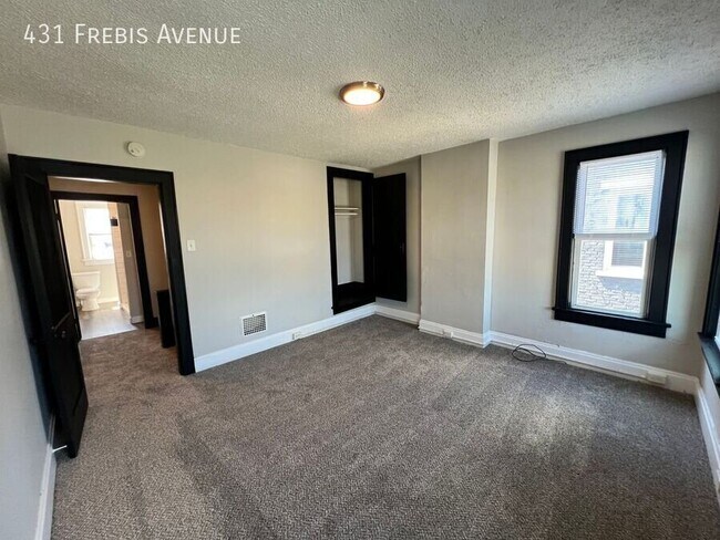 Building Photo - 431 Frebis Ave
