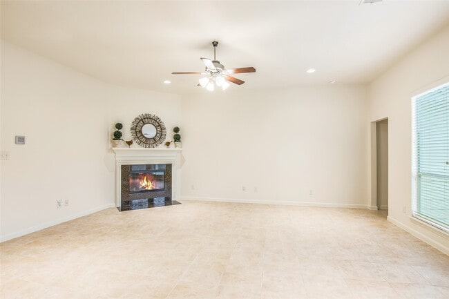 Building Photo - 26819 Shoal Hollow Ct