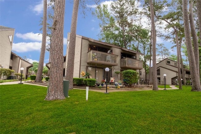 Building Photo - 12900 Walden Rd