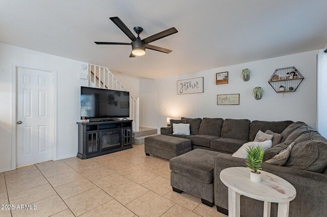 Building Photo - 14234 N Oakwood Ln