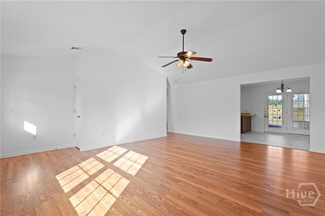 Building Photo - 315 S Bridgeport Dr