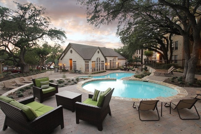 Parc At Wall Street apartments — community photo - Parc At Wall Street