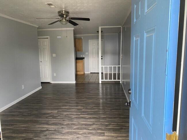 Building Photo - 5770 Aftonshire Dr