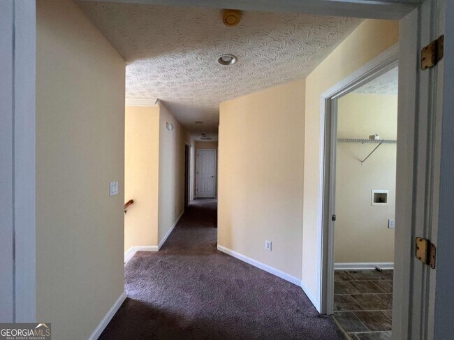 Building Photo - 4127 Medlock Wood Dr SW