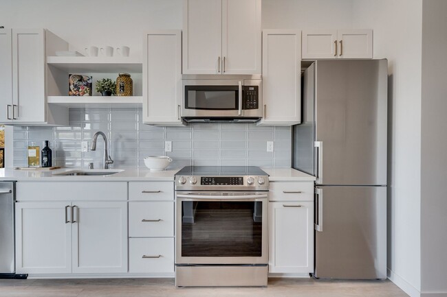 Interior Photo - Linden Flats in Linden Hills