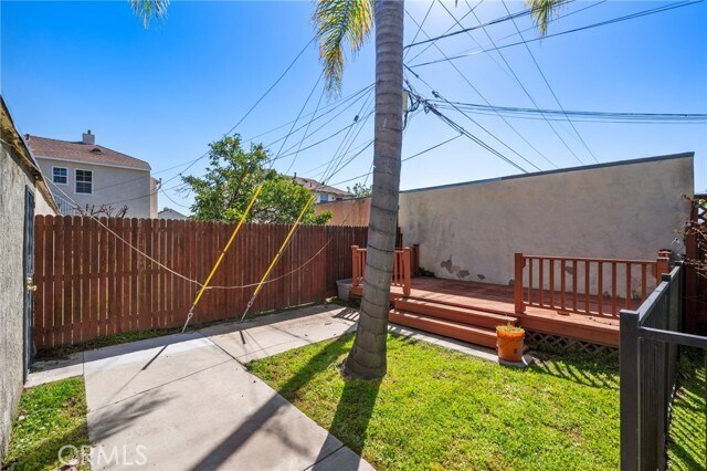 Building Photo - 15702 Halldale Ave