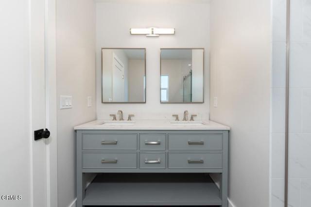 Building Photo - 1208 Lyndon St