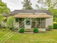 Building Photo - 601 Travelers Rest Rd