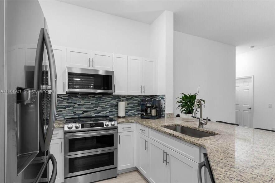 Building Photo - 625 Bald Cypress Rd