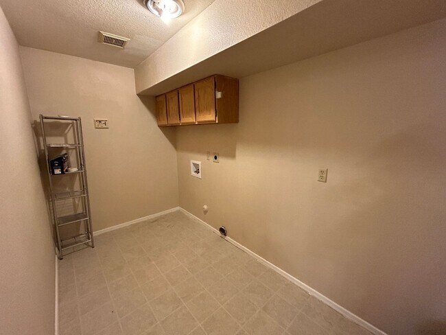 Building Photo - 7511 W Kimberly Way