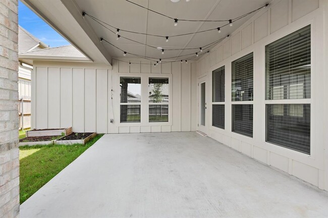 Building Photo - 6306 Daytona Dr