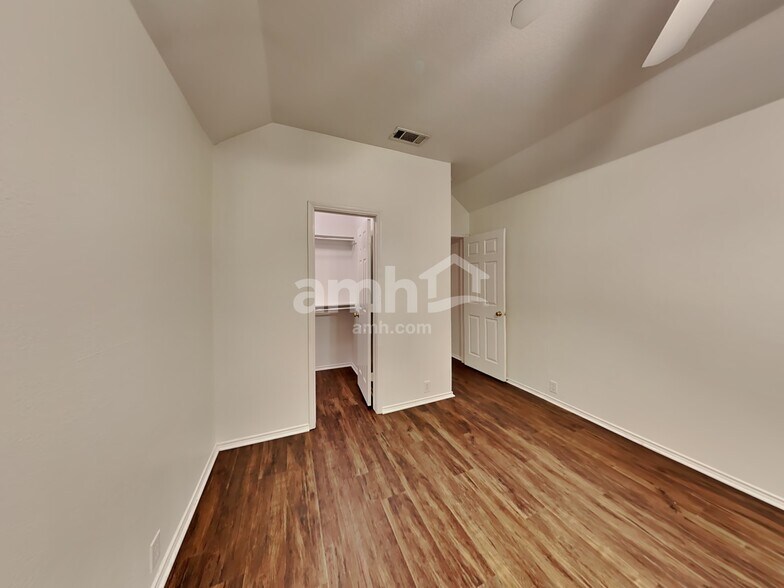 Building Photo - 174 Murphy Ct