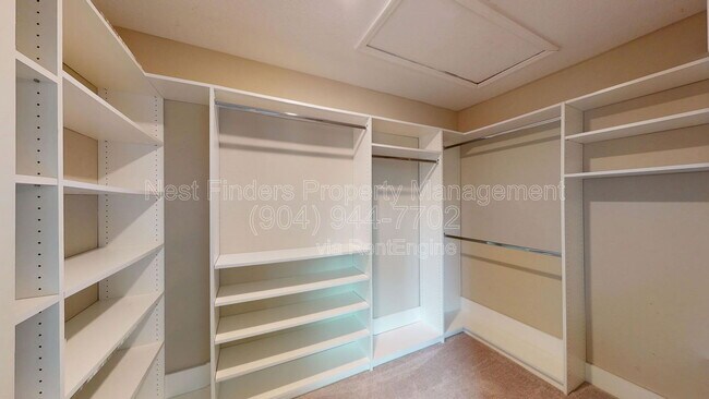 Building Photo - 1209 Beach Dune Dr