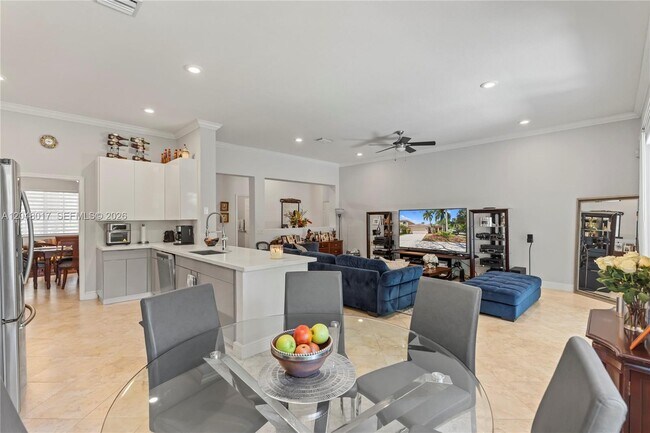 Building Photo - 1097 Allamanda Way
