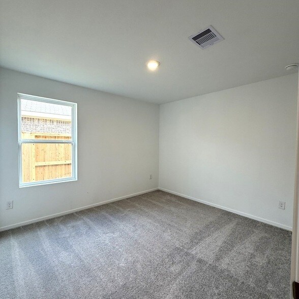 Building Photo - 6859 Flowering Ginger Ln