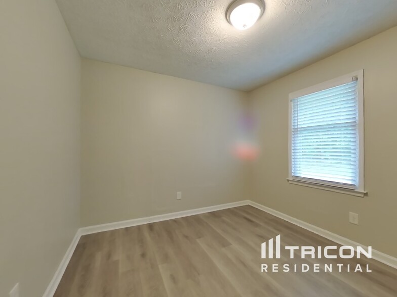 Building Photo - 167 Hardy Cir