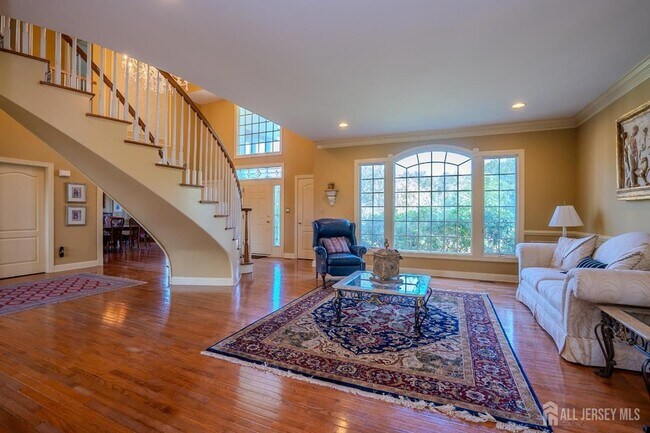 Building Photo - 19 Meadowlark Dr