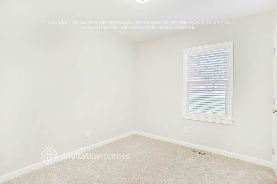 Building Photo - 3068 Rollingwood Ln SE