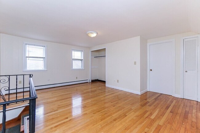 Building Photo - 44 Egerton Rd