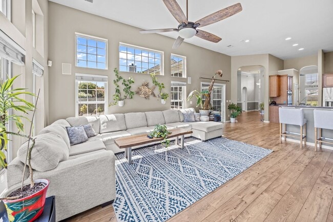 Building Photo - Beautiful 4-Bedroom Home in Desirable Tanner Plantation