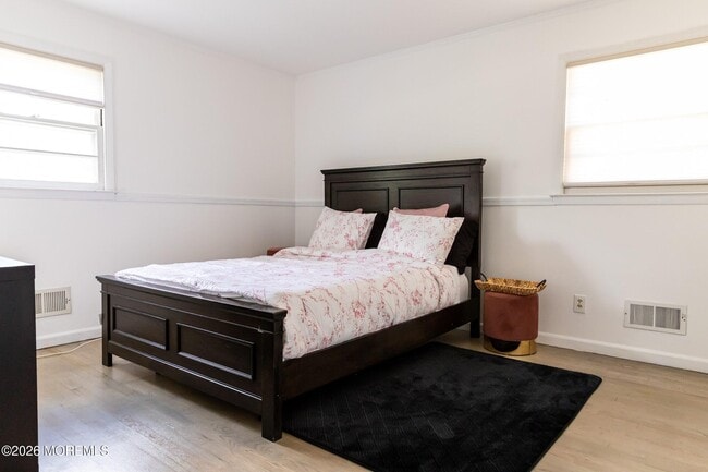 Building Photo - 18 Arbor Way