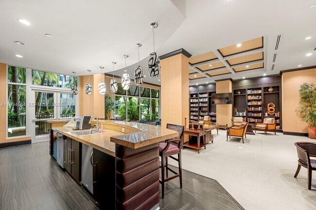 Building Photo - 510 NW 84th Ave