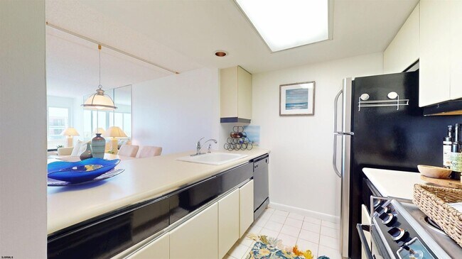 Building Photo - 4500 W Brigantine Ave