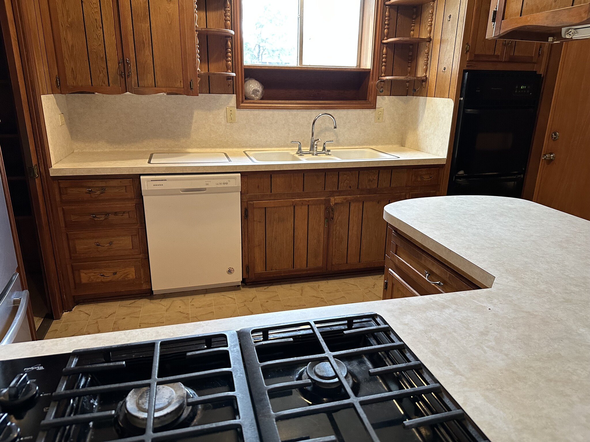 Double sink with disposer and diswasher - 353 E Airport Ave