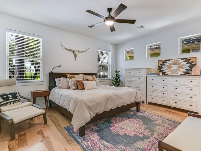 Building Photo - 11205 Avery Station Loop