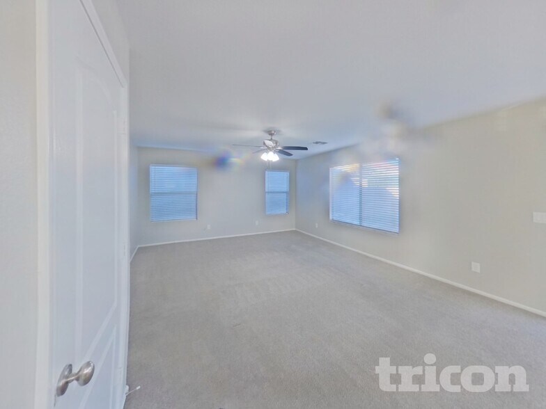 Building Photo - 42026 Colby Dr