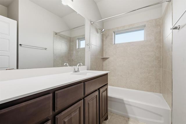 Building Photo - 908 Guava Ct